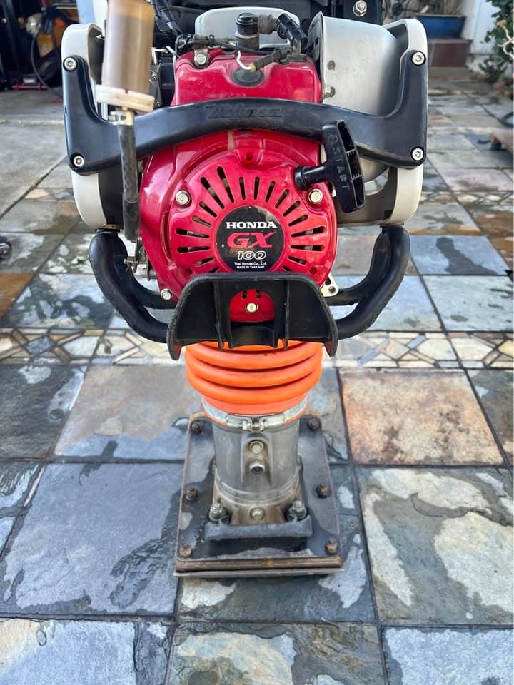 Mikasa MTX-70 Jumping Jack Compactor 3